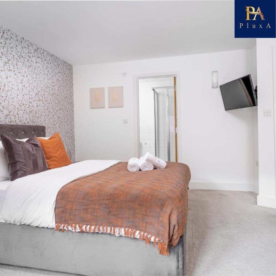 Pluxa Sunstone Deluxe - Spacious Birmingham City Centre Stay Exterior photo